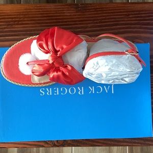 Jack Rogers (Heidi Sandal) 
Size: 9.5
Color: Cayenne/Cayenne